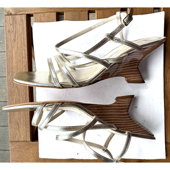 Amalfi by Rangoni Firenze Sandal Gold Sz -10 M Statement Heel Pillow Soft Italy - Picture 3 of 16